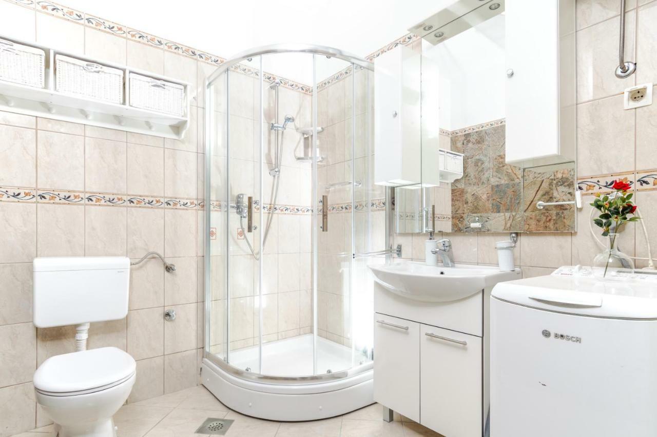 Apartment Yean Kastela Ngoại thất bức ảnh