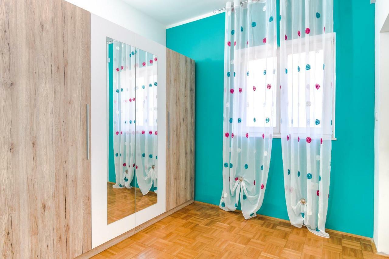 Apartment Yean Kastela Ngoại thất bức ảnh