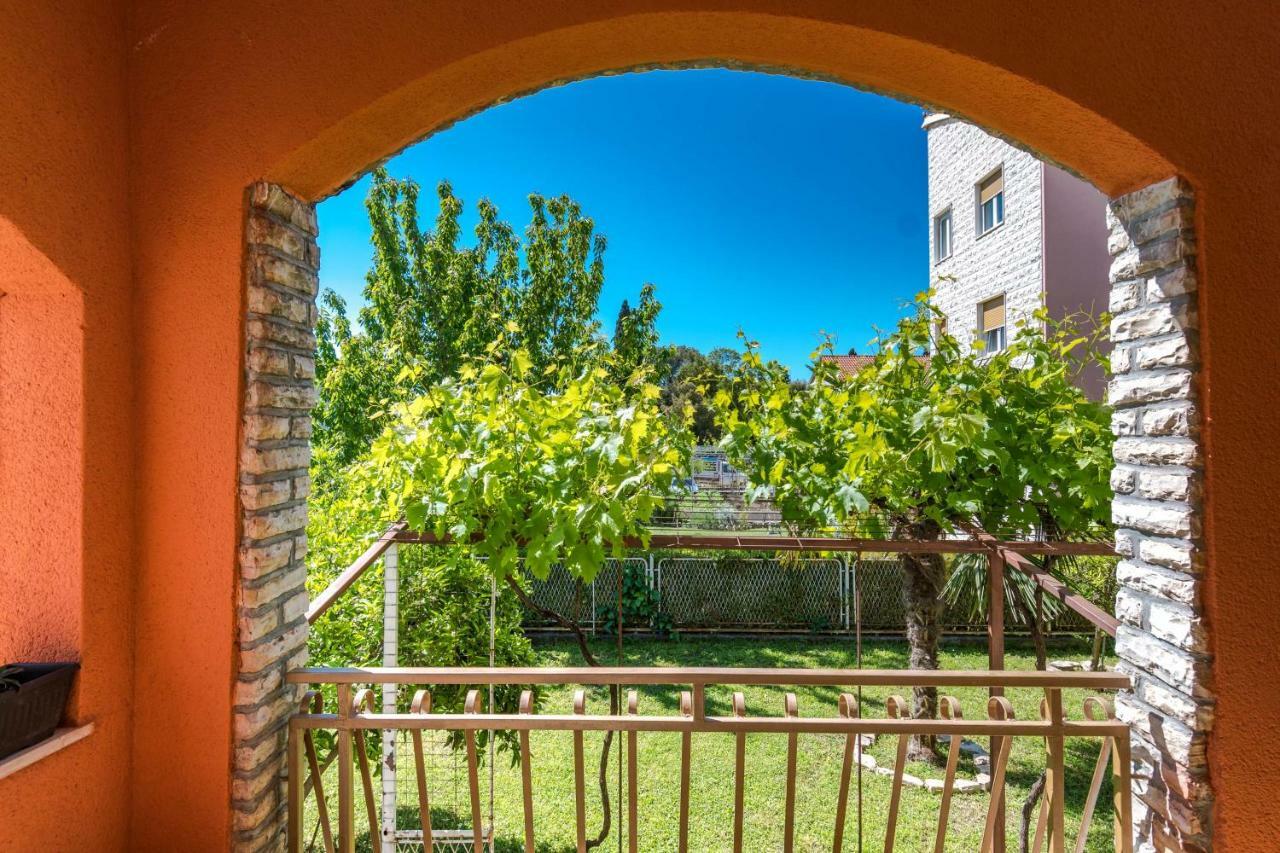 Apartment Yean Kastela Ngoại thất bức ảnh